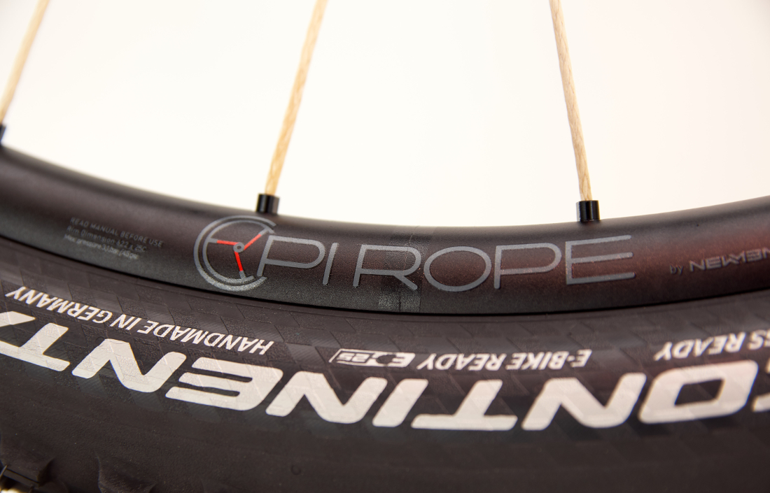 Waipio 29 CB 25y Detail 1 110x705